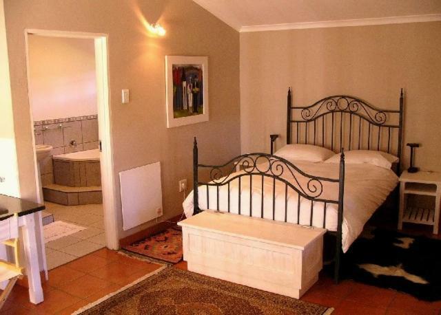 Rose Garden Manor House Apartment Harrismith Exterior photo